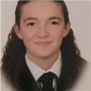 Soy una persona joven con 19 años, extrovertida y con capacidad y ganas de transmitir mis conocimientos con motivación y energía. Imparto clases de matemáticas hasta segundo de la ESO